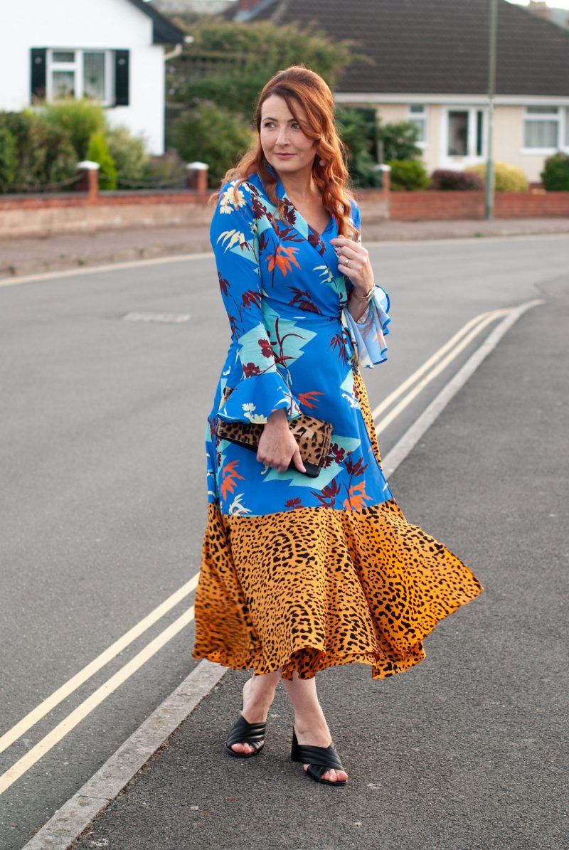 What to Wear to a Wedding Reception as an Evening Guest