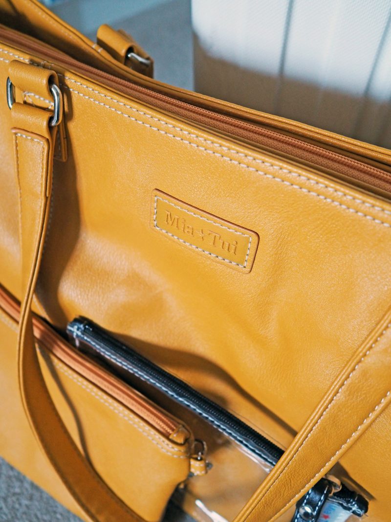 An Ingenious Travel Hand Luggage Bag That Lets You Go Hands-Free